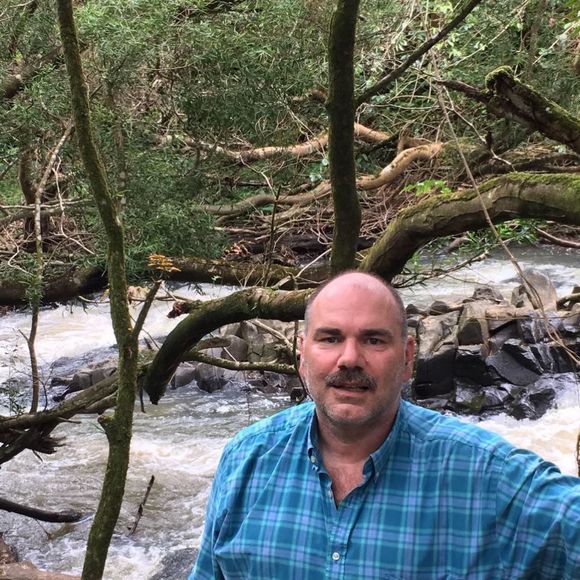 Meet your Posher, Aram - Picture 1 of 1